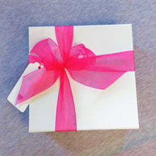 Load image into Gallery viewer, Deluxe Mother's Day Set