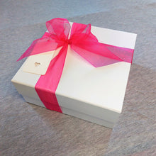 Load image into Gallery viewer, Deluxe Mother's Day Set