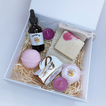 Load image into Gallery viewer, Ladies Deluxe Set