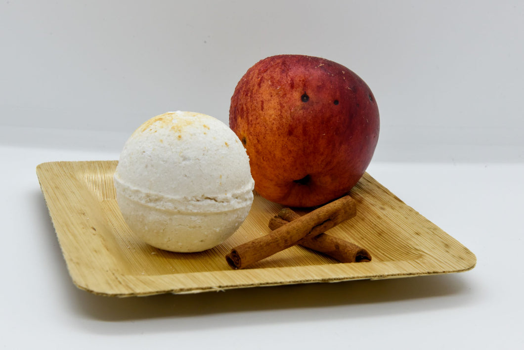 Apple & Cinnamon Bath Bomb