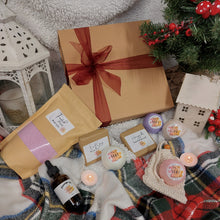 Load image into Gallery viewer, Bath Lover&#39;s Gift Set

