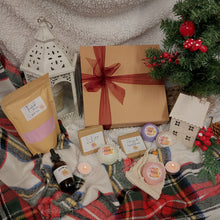 Load image into Gallery viewer, Bath Lover&#39;s Gift Set
